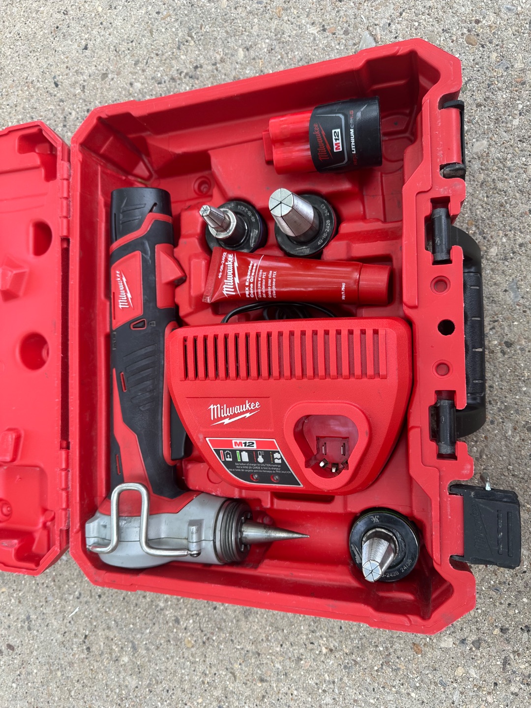 Cordless PEX Expander Tool