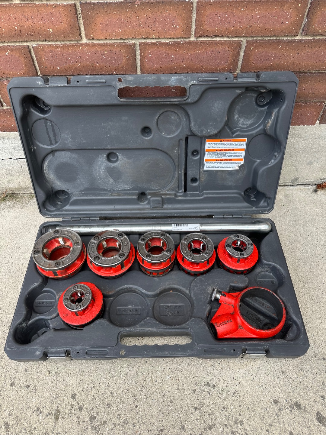 Ridgid R-12 Pipe Threading Kit