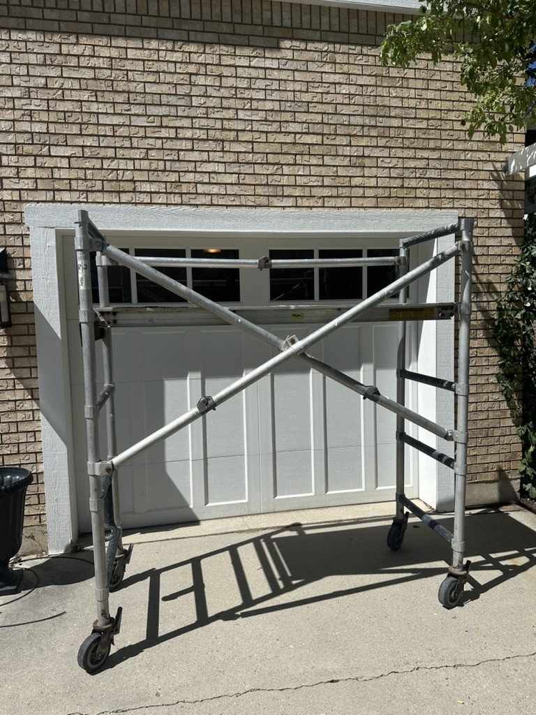 Rolling Aluminum Scaffold Tower