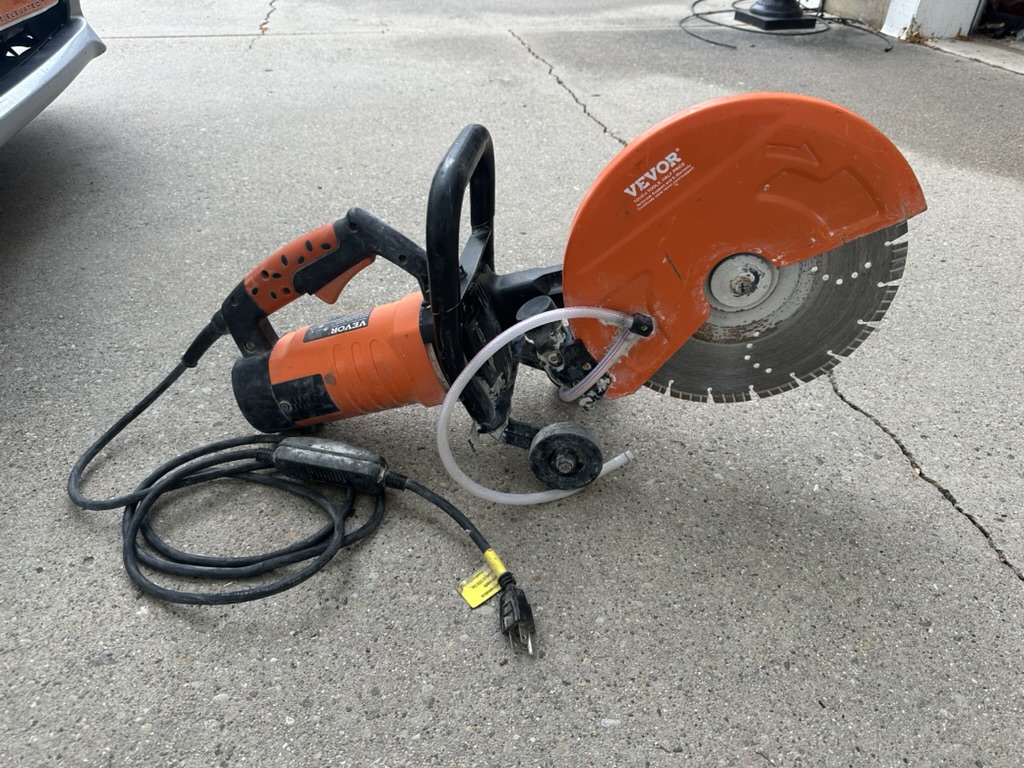 VEVOR 12-Inch Electric Concrete Saw